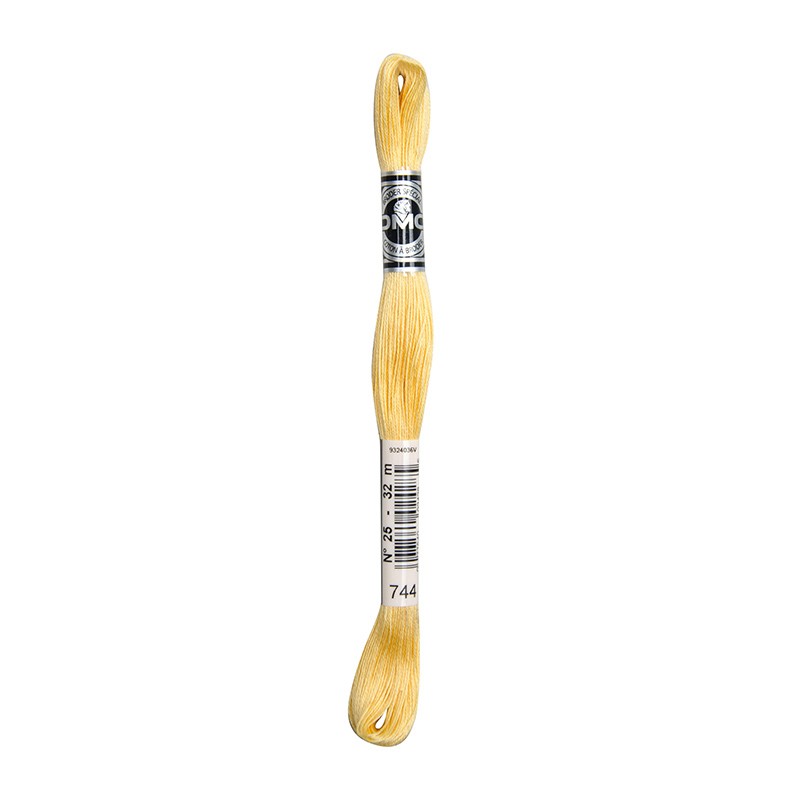 COTONE DA RICAMO 32 MT TITOLO 25 6 MATASSINE COLORE 744