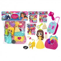 BAMBOLINA CON ACCESSORI CUCINA E EBELLEZZA