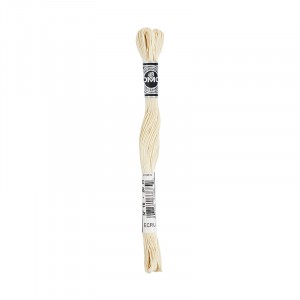 COTONE DA RICAMO 32 MT TITOLO 25 6 MATASSINE COLORE ECRU