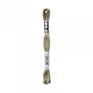COTONE DA RICAMO 32 MT TITOLO 25 6 MATASSINE COLORE 642