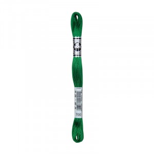 COTONE DA RICAMO 32 MT TITOLO 25 6 MATASSINE COLORE 700