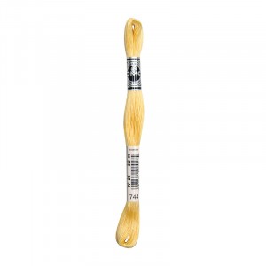 COTONE DA RICAMO 32 MT TITOLO 25 6 MATASSINE COLORE 744